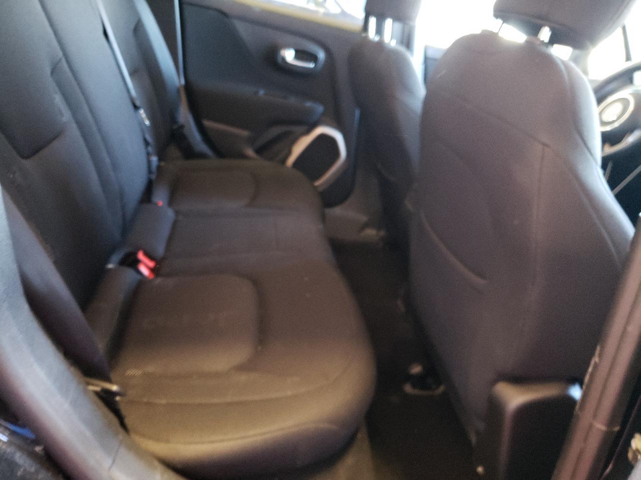 Photo 6 from auction – 2017 JEEP RENEGADE L with VIN ZACCJBBB3HPE98415