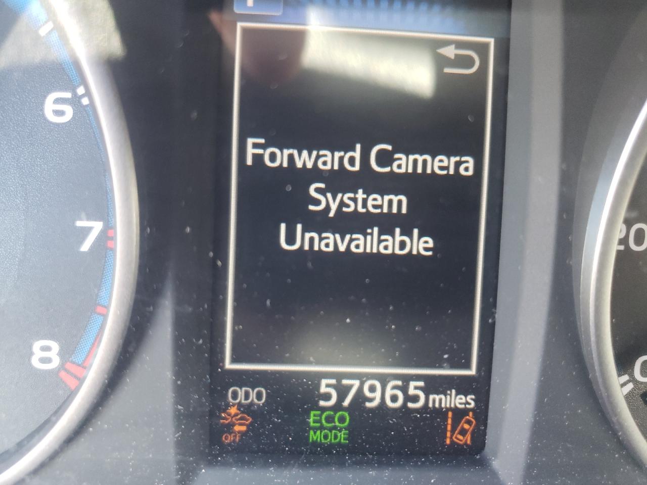 Photo 8 from auction – 2017 TOYOTA RAV4 LE with VIN 2T3BFREV7HW564140