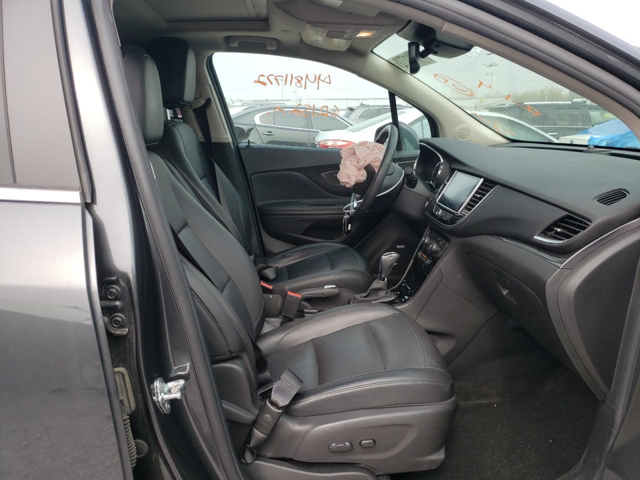 Photo 5 from auction – 2018 BUICK ENCORE PRE with VIN KL4CJHSB8JB631778