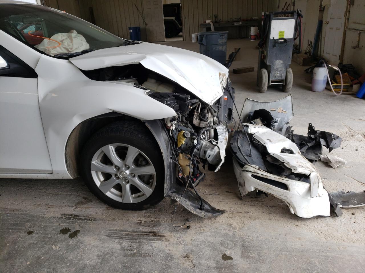 Photo 9 from auction – 2011 MAZDA 3 I with VIN JM1BL1VF5B1499023