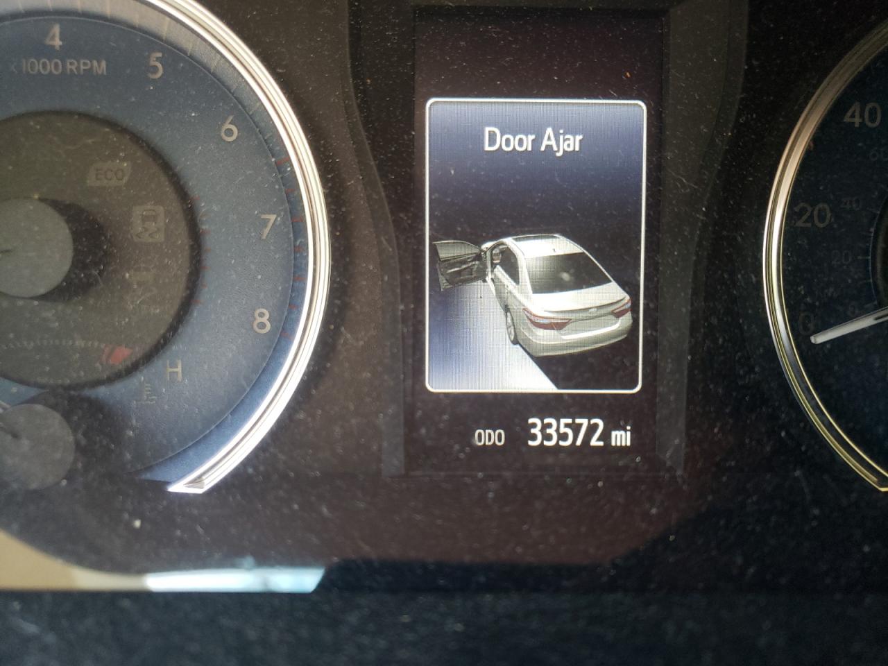 Photo 8 from auction – 2017 TOYOTA CAMRY LE with VIN 4T1BF1FK8HU766631