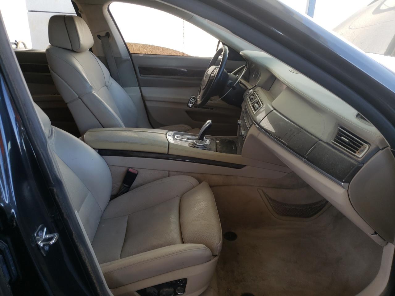 Photo 5 from auction – 2009 BMW 750 LI with VIN WBAKB83579CY59880