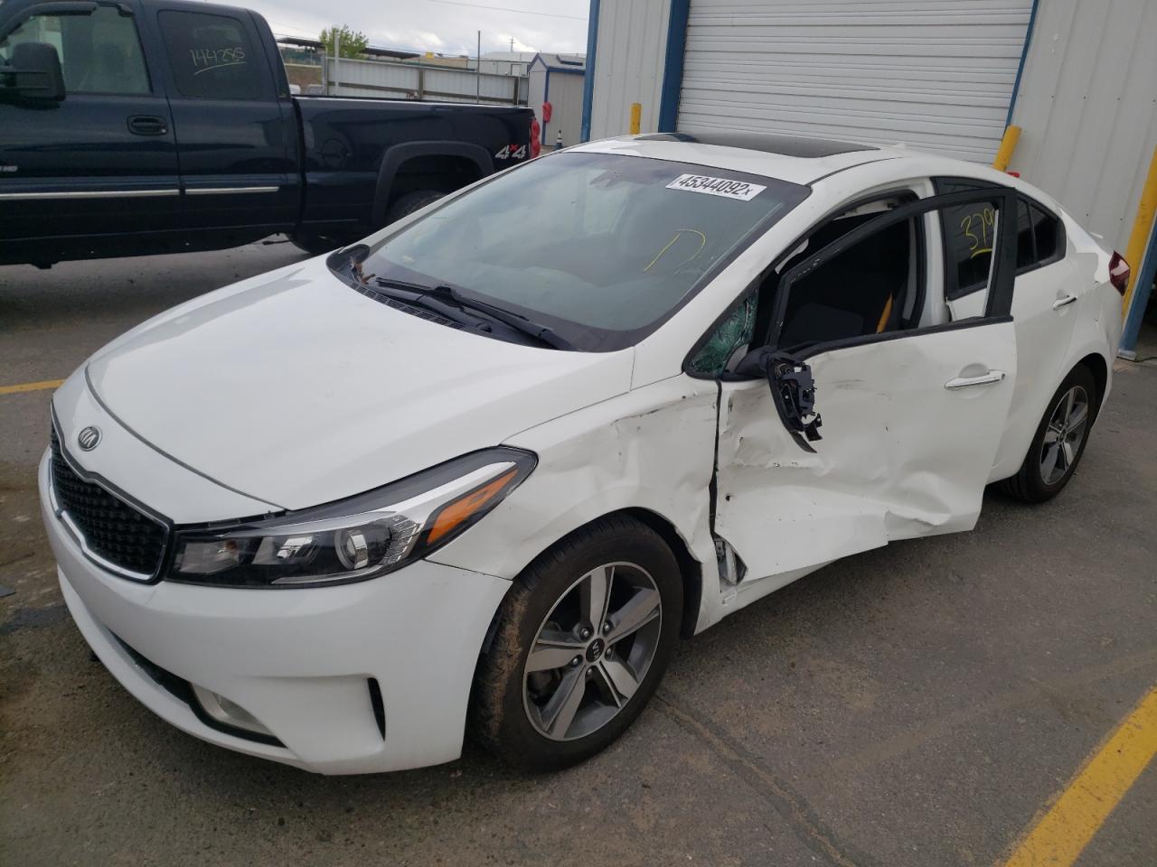 Photo 2 from auction – 2018 KIA FORTE LX with VIN 3KPFL4A70JE224494