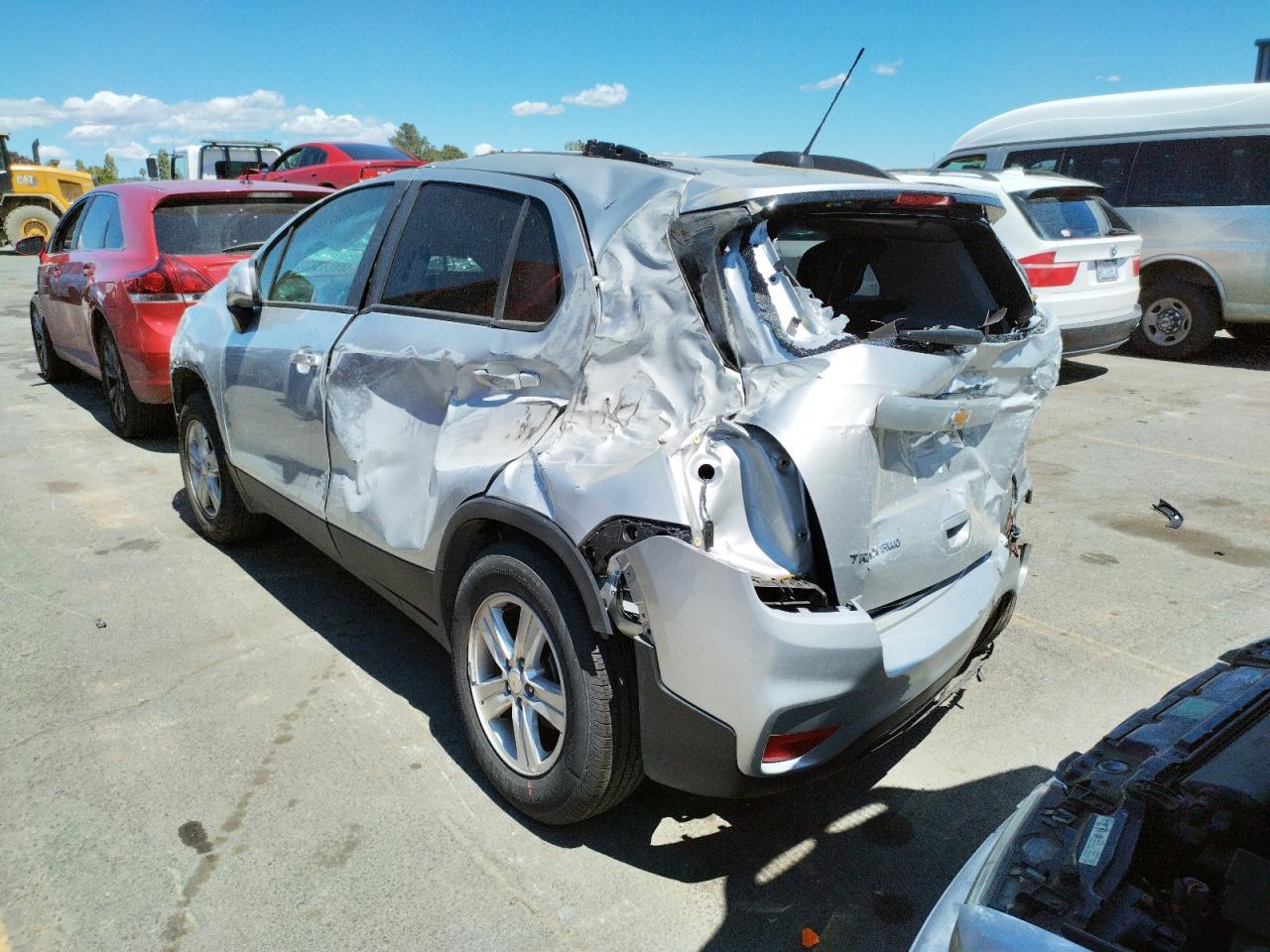 Photo 3 from auction – 2021 CHEVROLET TRAX 1LT with VIN KL7CJPSM6MB365518