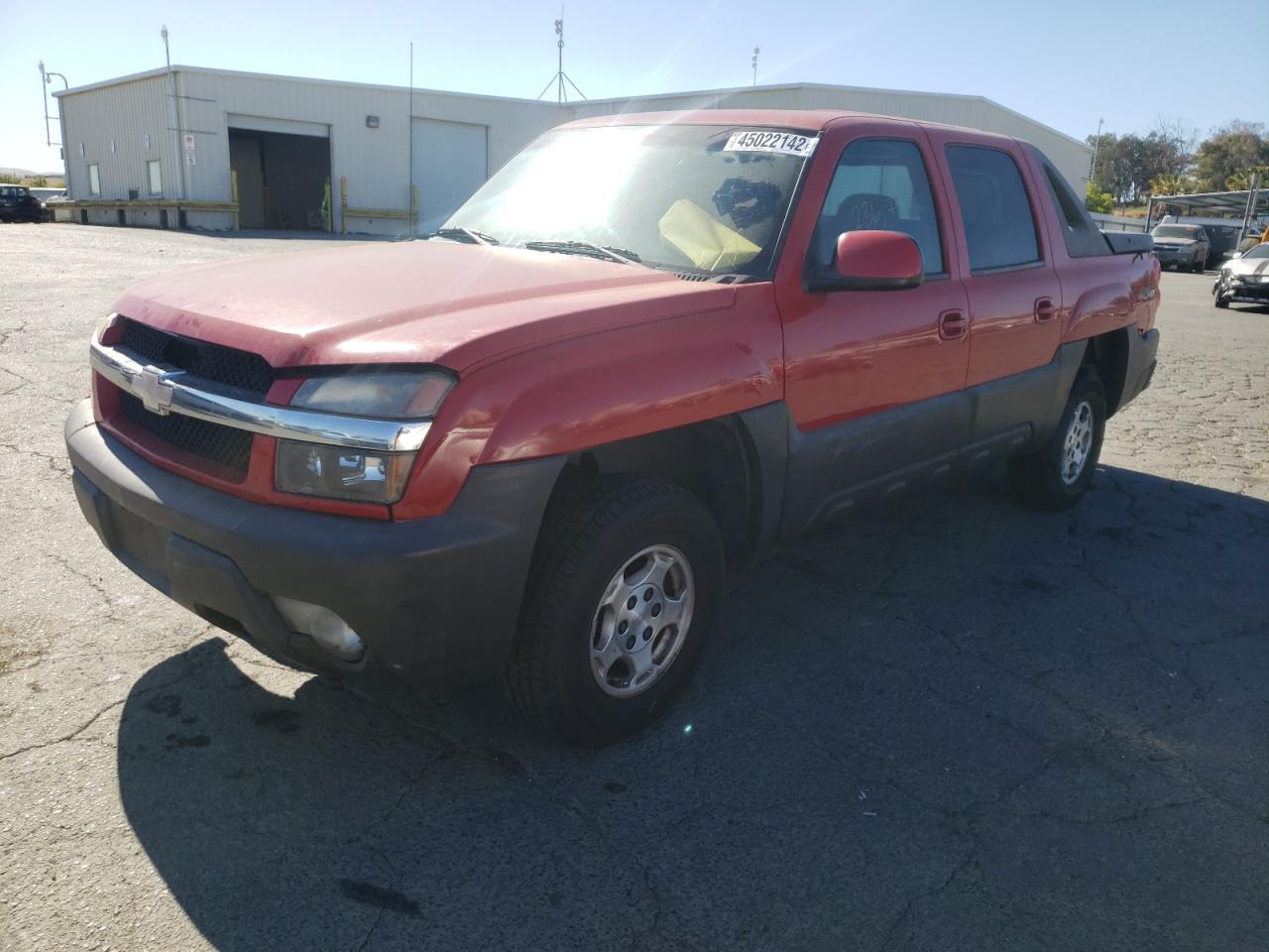 Photo 2 from auction – 2004 CHEVROLET AVALANCHE with VIN 3GNEK12T94G166152