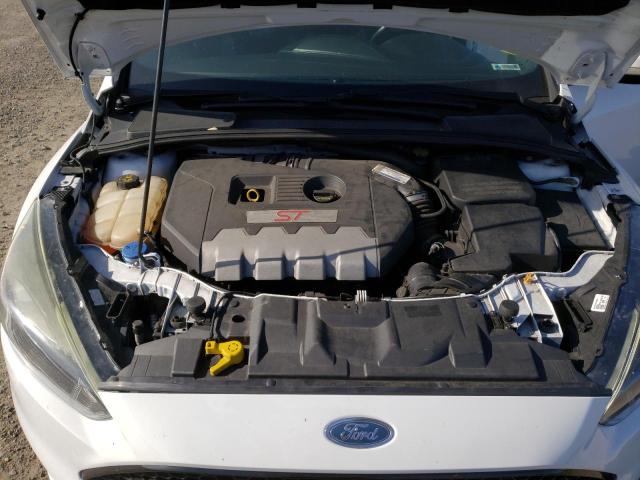 Photo 7 from auction – 2015 FORD FOCUS ST with VIN 1FADP3L9XFL294299