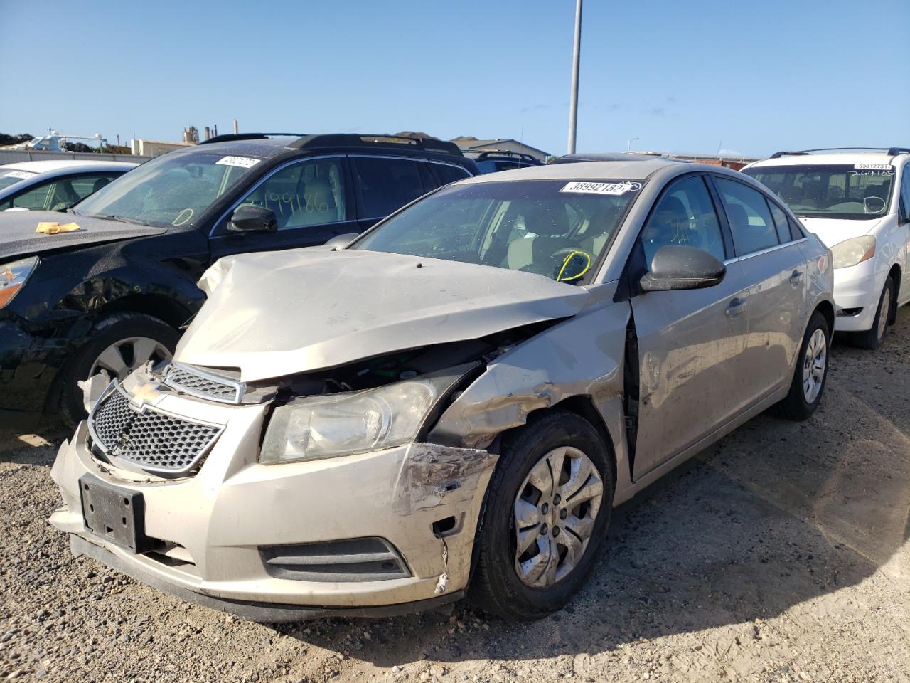 Photo 2 from auction – 2012 CHEVROLET CRUZE LS with VIN 1G1PC5SH3C7183596