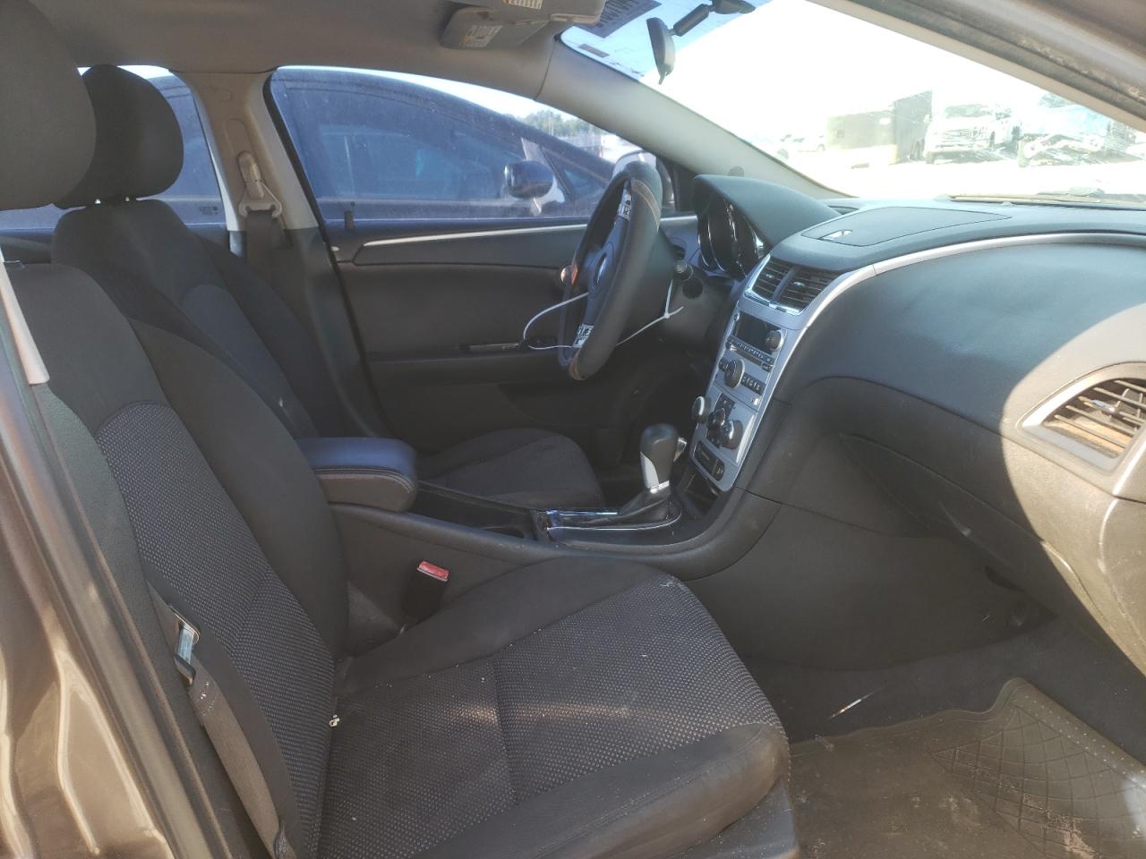 Photo 5 from auction – 2012 CHEVROLET MALIBU 1LT with VIN 1G1ZC5E00CF261398