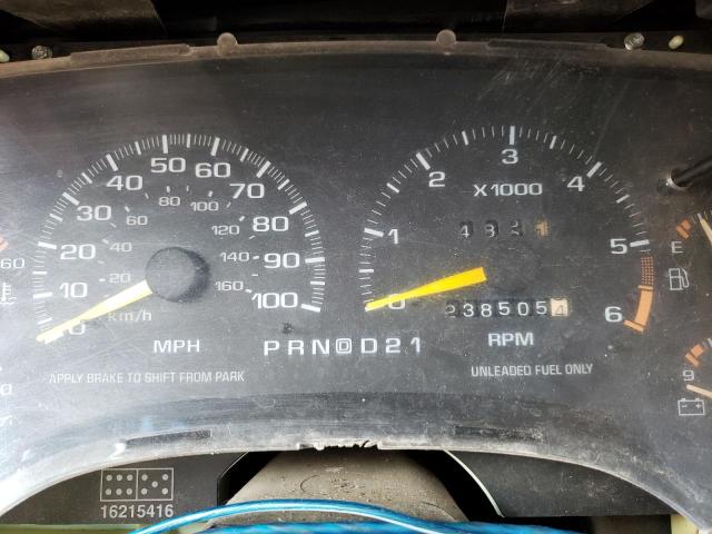 Photo 8 from auction – 1996 GMC JIMMY with VIN 1GKDT13WXT2534960