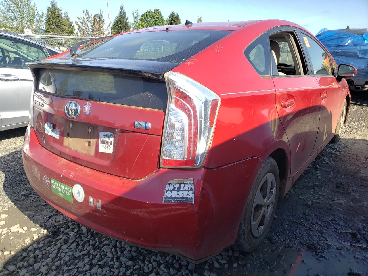 Photo 4 from auction – 2012 TOYOTA PRIUS with VIN JTDKN3DU3C5530270