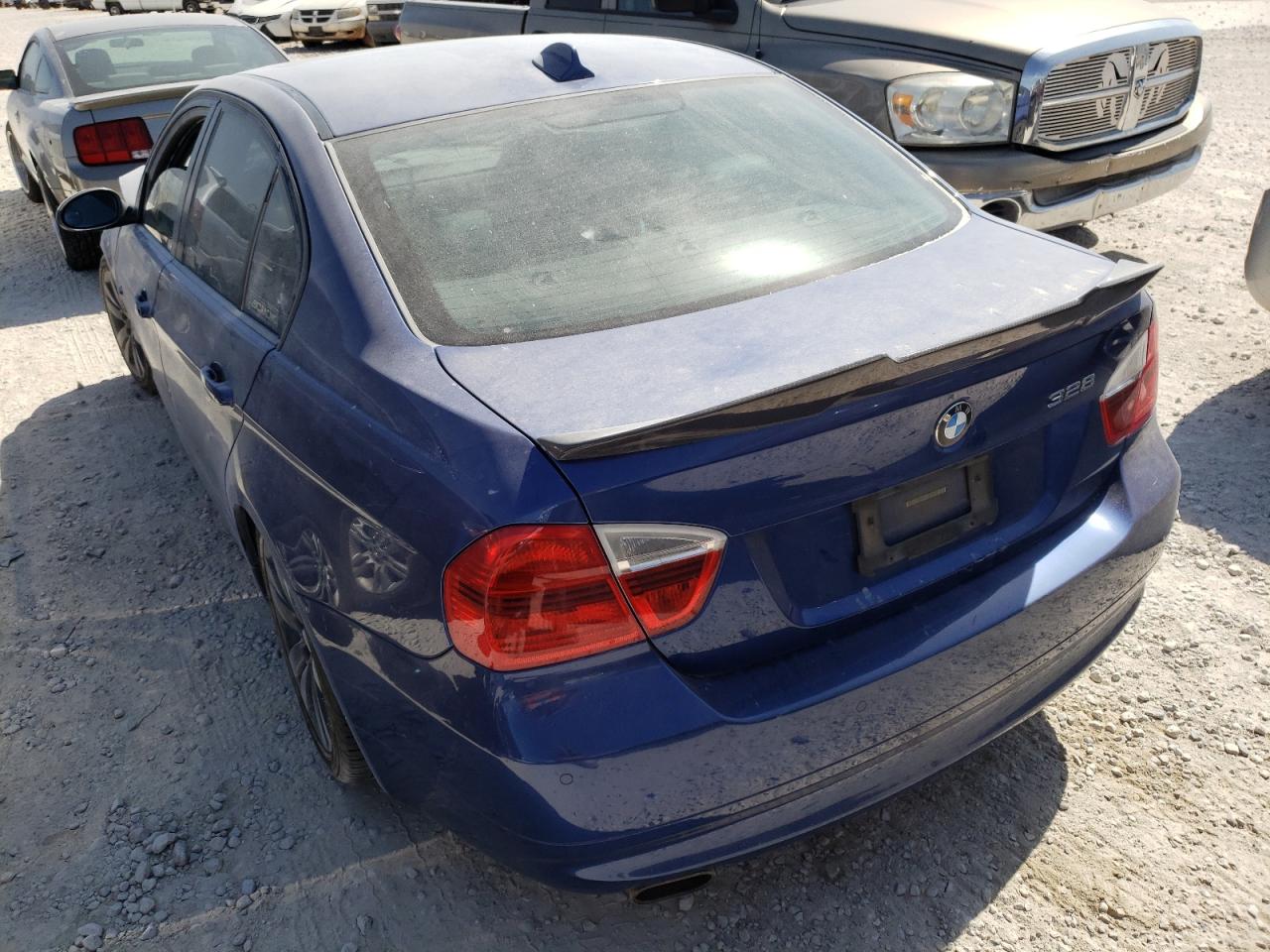 Photo 3 from auction – 2007 BMW 328 I with VIN WBAVA33587PG40311