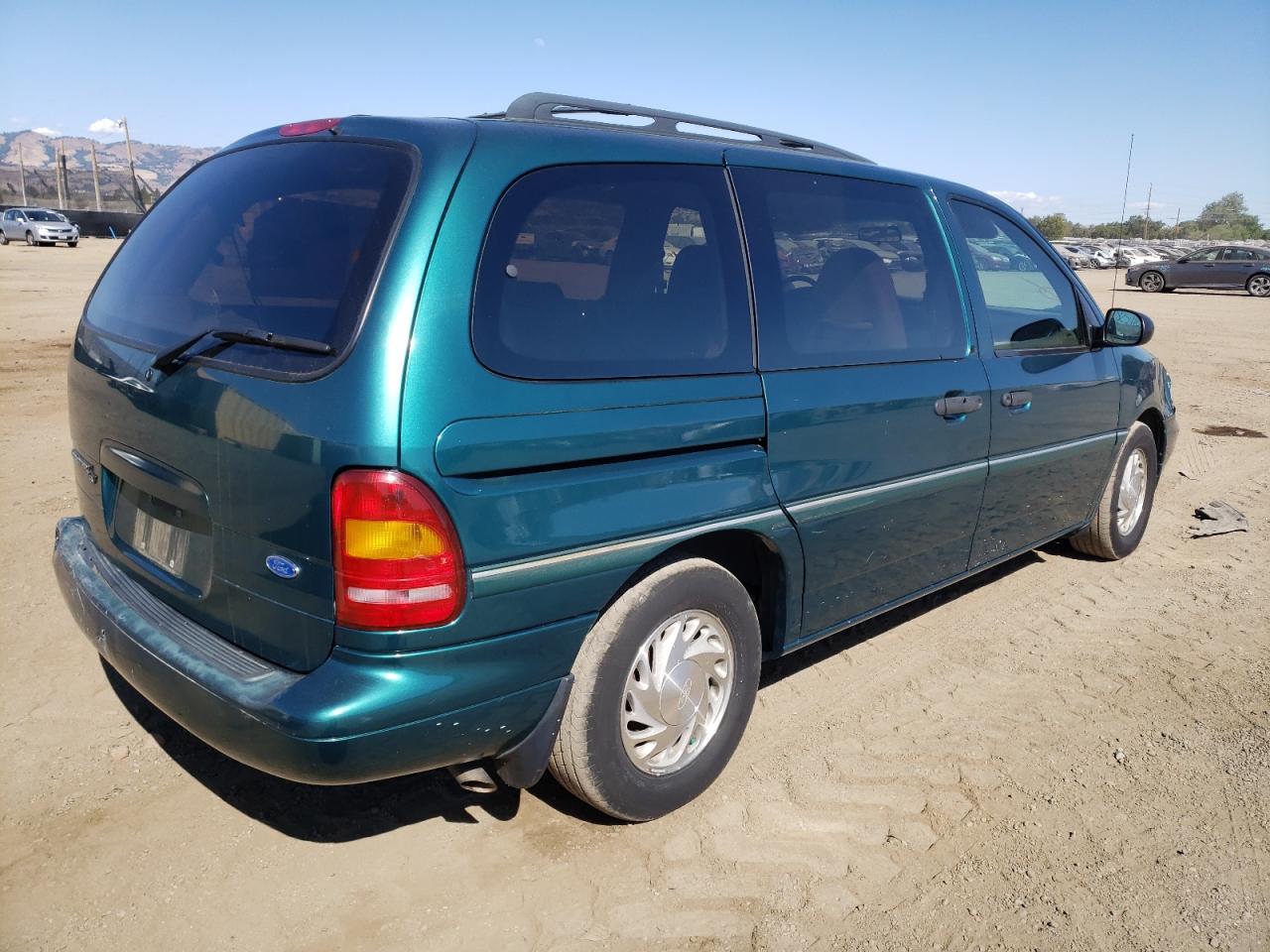 Photo 4 from auction – 1996 FORD WINDSTAR with VIN 2FMDA5145TBA03214