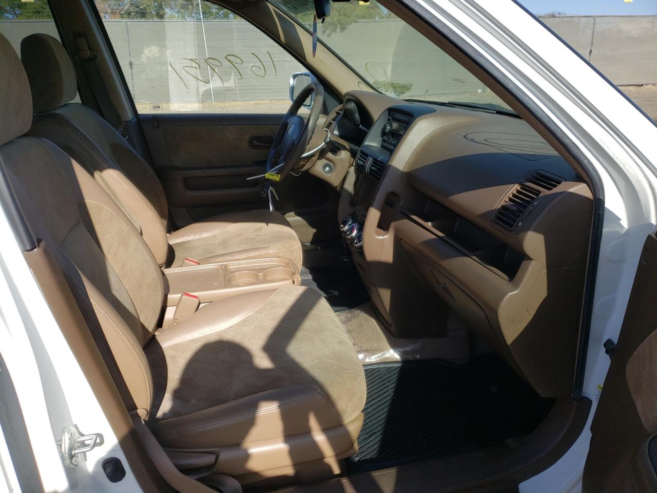 Photo 5 from auction – 2002 HONDA CR-V EX with VIN JHLRD78802C032241