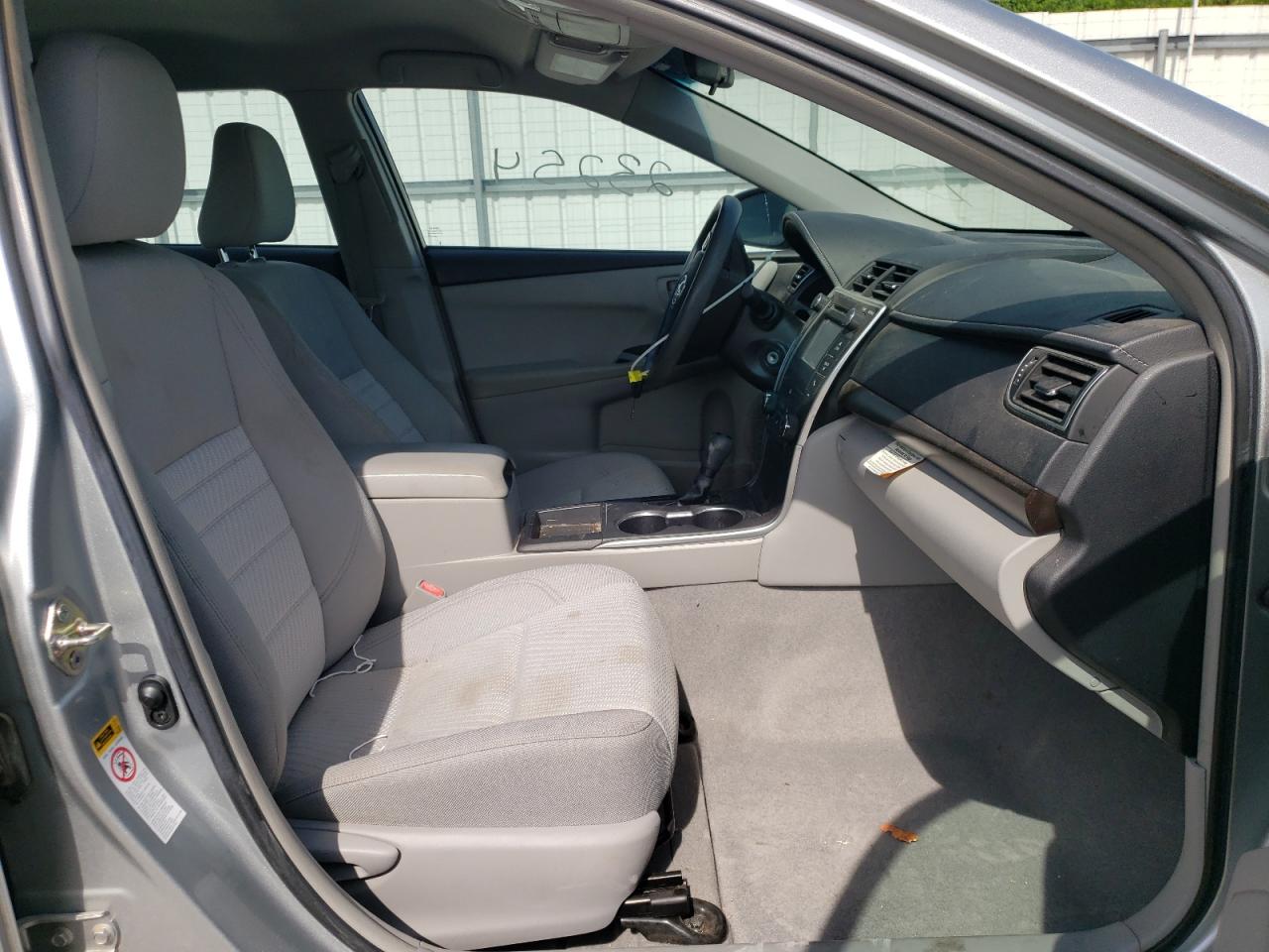 Photo 5 from auction – 2016 TOYOTA CAMRY LE with VIN 4T4BF1FK1GR568199