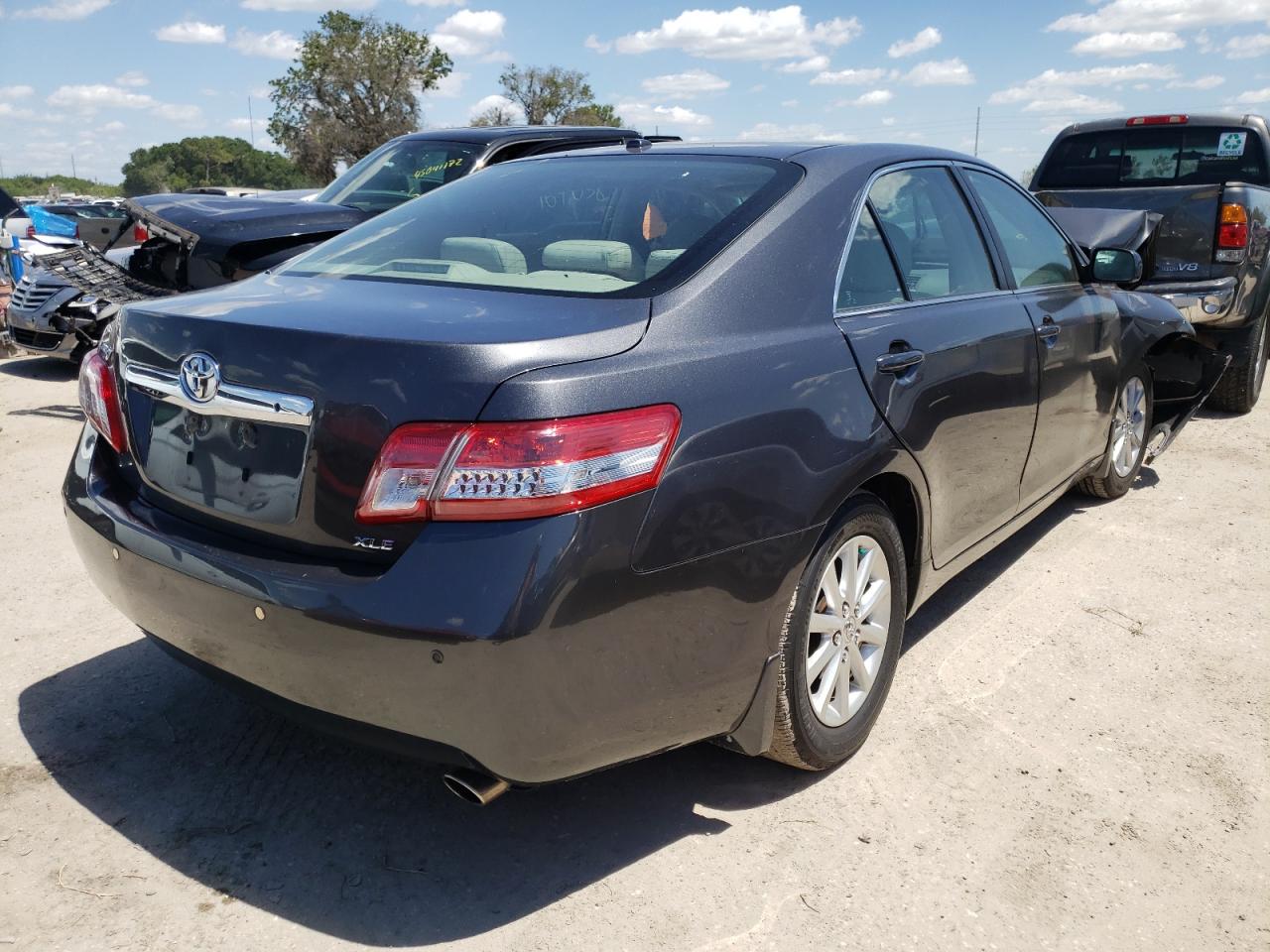 Photo 4 from auction – 2010 TOYOTA CAMRY BASE with VIN 4T1BF3EK3AU025483