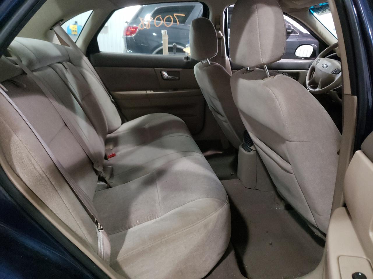 Photo 6 from auction – 2000 FORD TAURUS SES with VIN 1FAFP55S9YA197596
