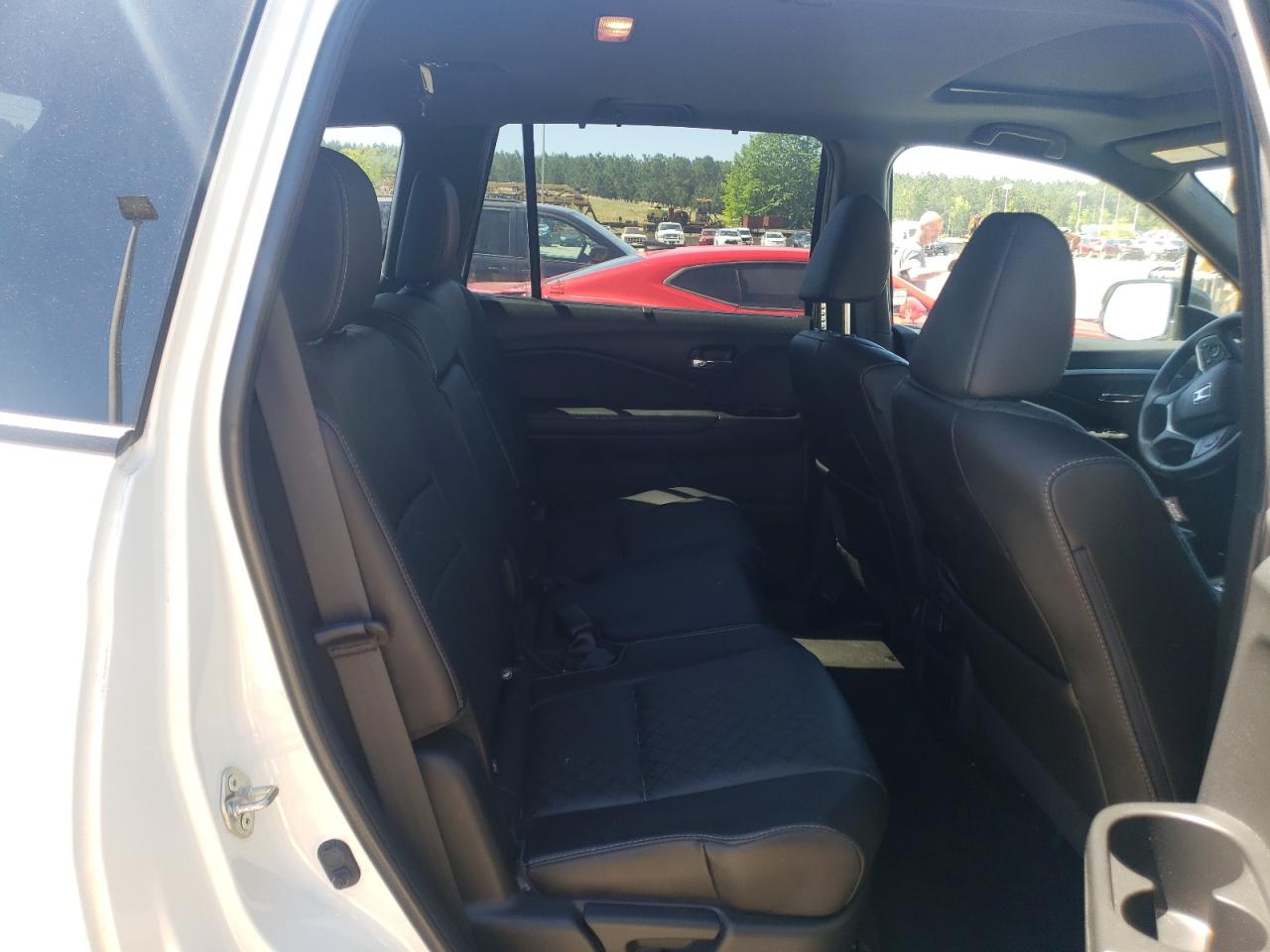 Photo 6 from auction – 2019 HONDA PASSPORT E with VIN 5FNYF7H54KB001232