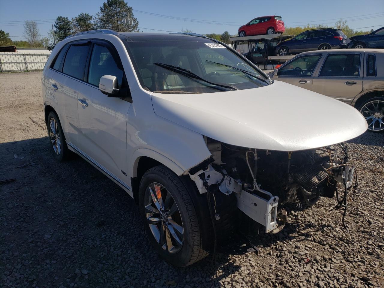KIA SORENTO SX 2014 with VIN 5XYKWDA74EG487618 - Photo from auction