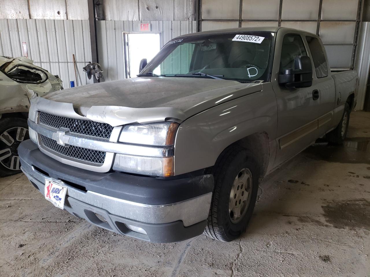 Photo 2 from auction – 2003 CHEVROLET SILVERADO with VIN 2GCEC19V331290390