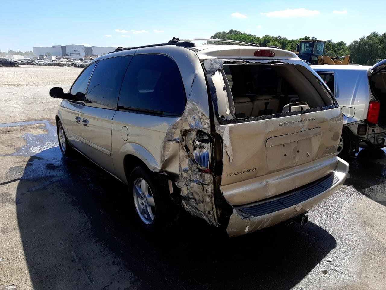Photo 3 from auction – 2005 DODGE GRAND CARA with VIN 2D4GP44L45R428840