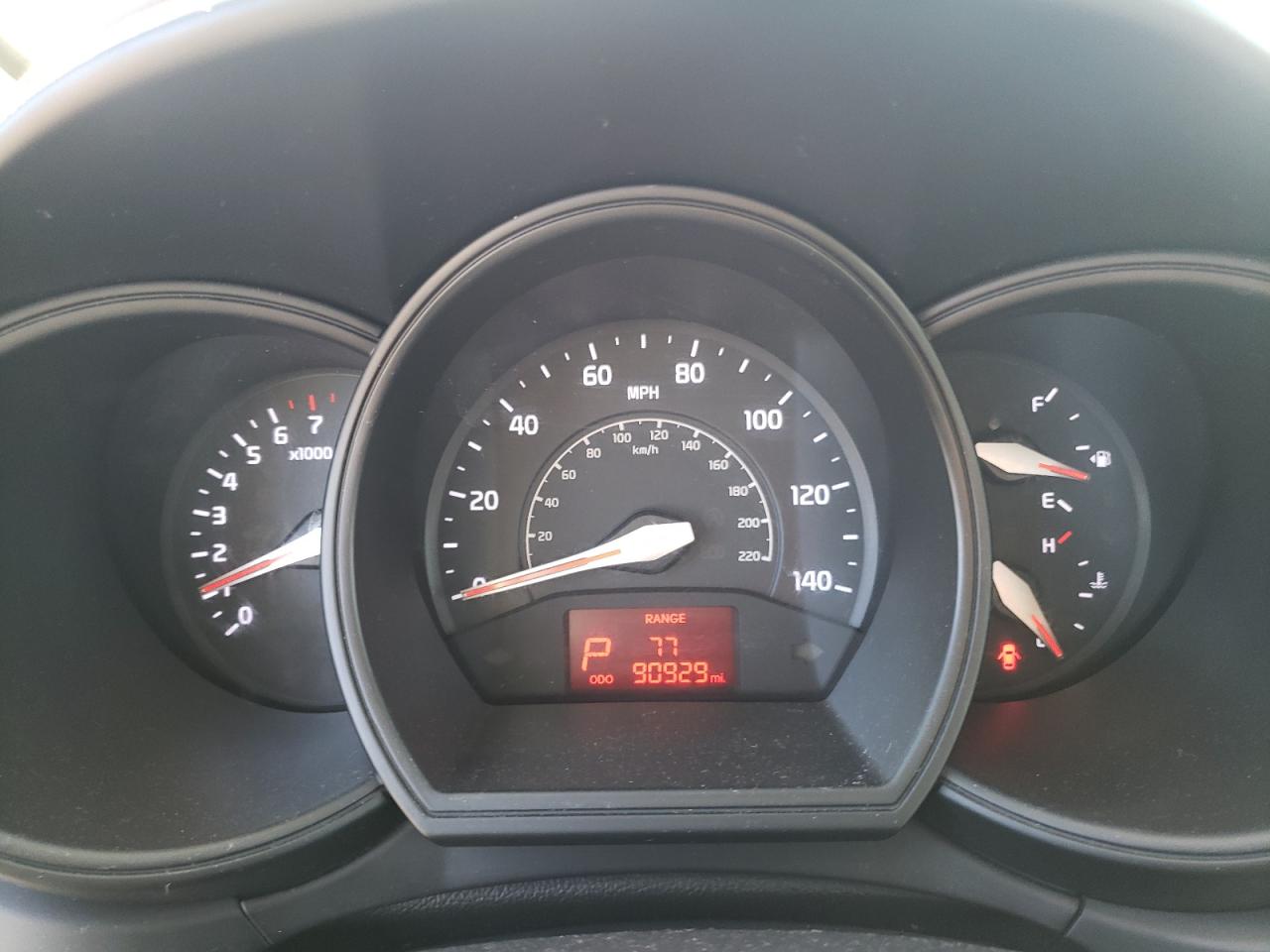 Photo 8 from auction – 2014 KIA RIO LX with VIN KNADM4A34E6333552