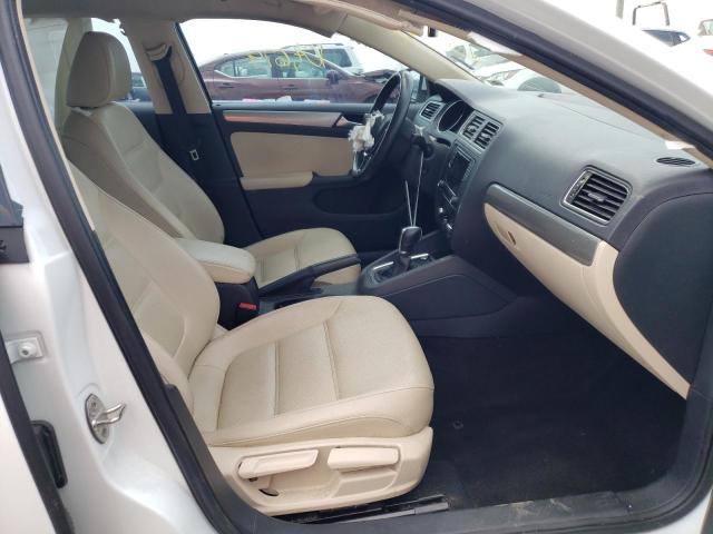 Photo 5 from auction – 2017 VOLKSWAGEN JETTA SE with VIN 3VWDB7AJ9HM217094