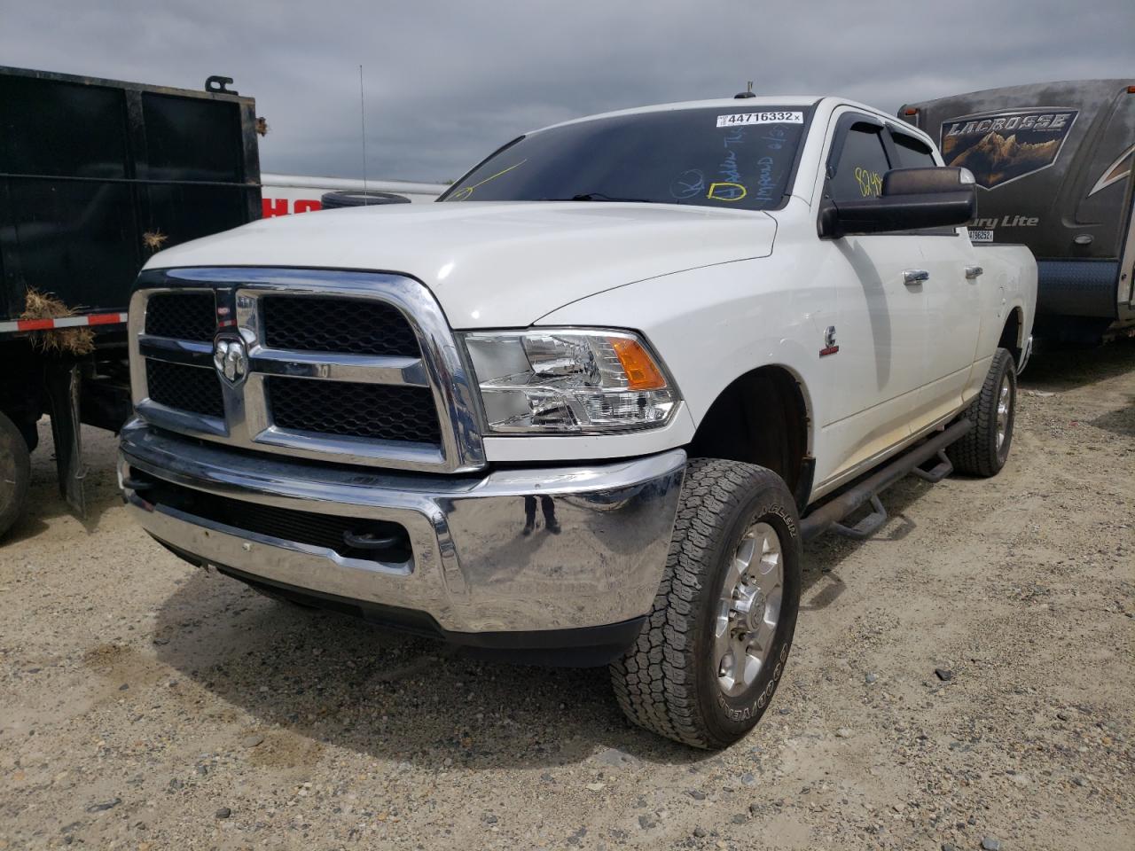 Zdjęcie 2 z aukcji – 2015 RAM 3500 SLT z VIN 3C63R3DL7FG648259