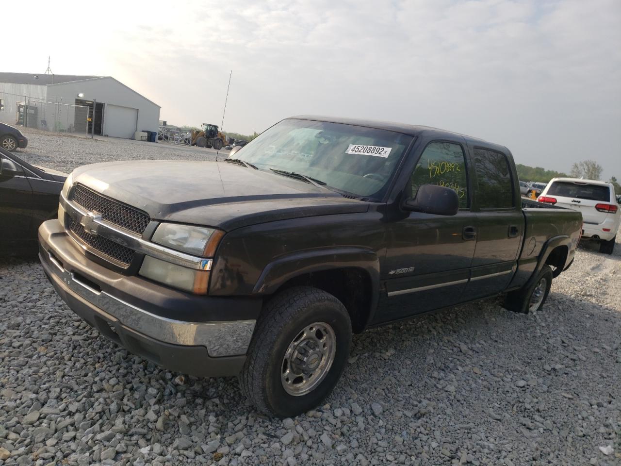 Photo 2 from auction – 2003 CHEVROLET SILVERADO with VIN 1GCGK13U53F158445