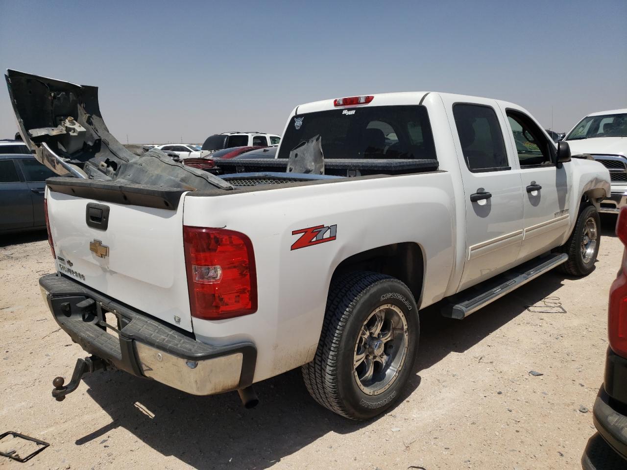 Фото 4 с аукциона – 2011 CHEVROLET SILVERADO с VIN 3GCPCSE03BG129097