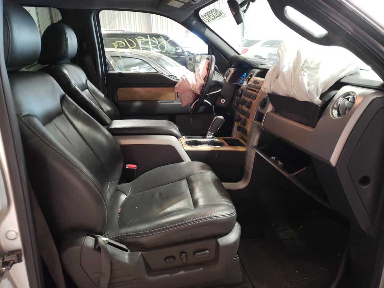 Photo 5 from auction – 2011 FORD F150 SUPER with VIN 1FTFW1EF6BFA36366