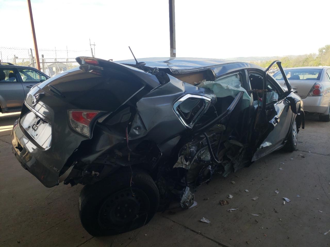 Photo 17 from auction – 2016 NISSAN ROGUE S with VIN 5N1AT2MV4GC747330
