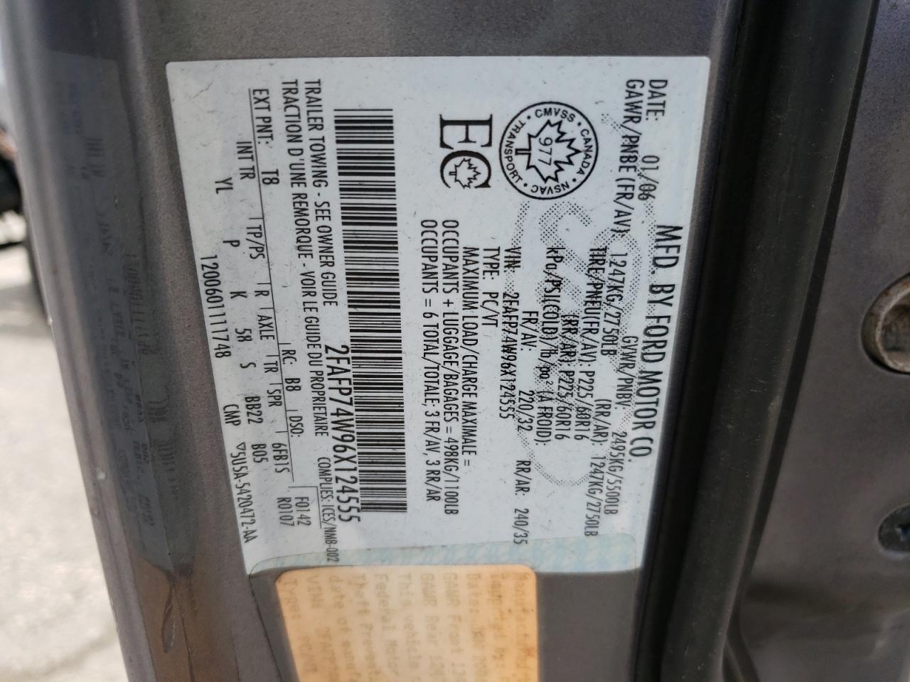 Photo 10 from auction – 2006 FORD CROWN VICT with VIN 2FAFP74W96X124555