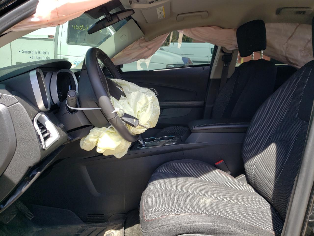 Photo 5 from auction – 2017 CHEVROLET EQUINOX LT with VIN 2GNALCEK9H6304302