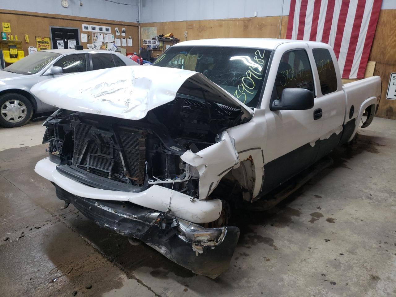 Photo 2 from auction – 2000 GMC NEW SIERRA with VIN 2GTEK19T9Y1295408