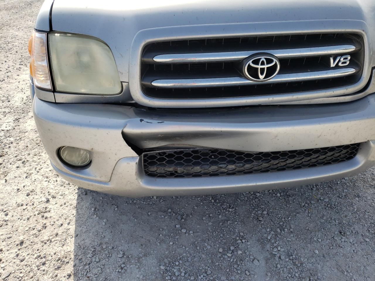 Photo 9 from auction – 2001 TOYOTA SEQUOIA LI with VIN 5TDBT48A81S042029