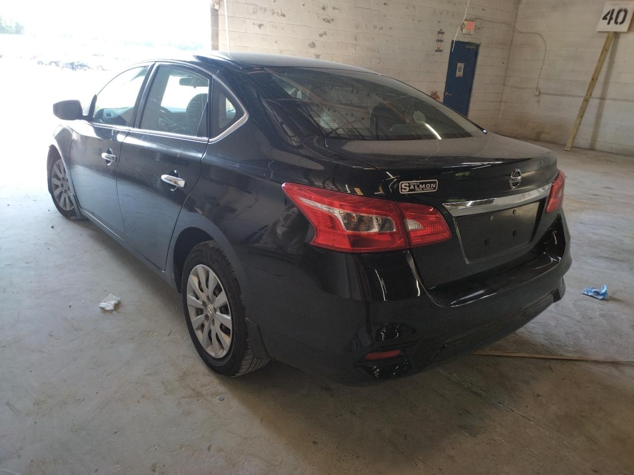 Photo 3 from auction – 2017 NISSAN SENTRA S with VIN 3N1AB7AP3HY375792