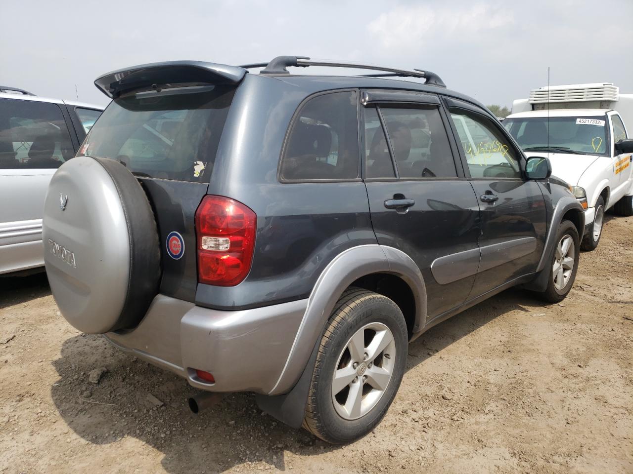 Photo 4 from auction – 2005 TOYOTA RAV4 with VIN JTEGD20V950073364