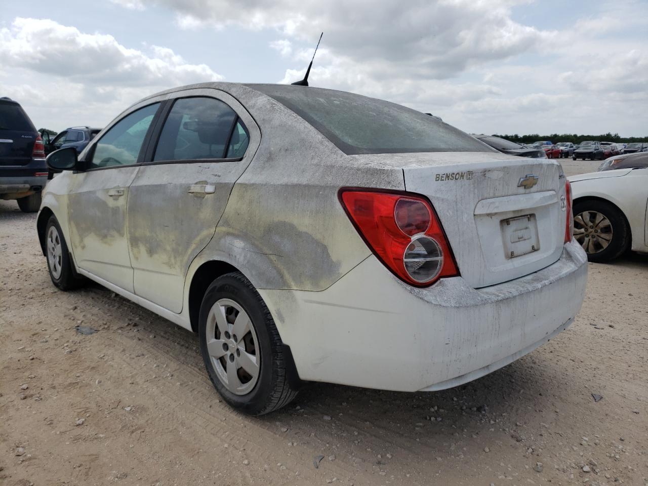 Photo 3 from auction – 2014 CHEVROLET SONIC LS with VIN 1G1JA5SH3E4209453