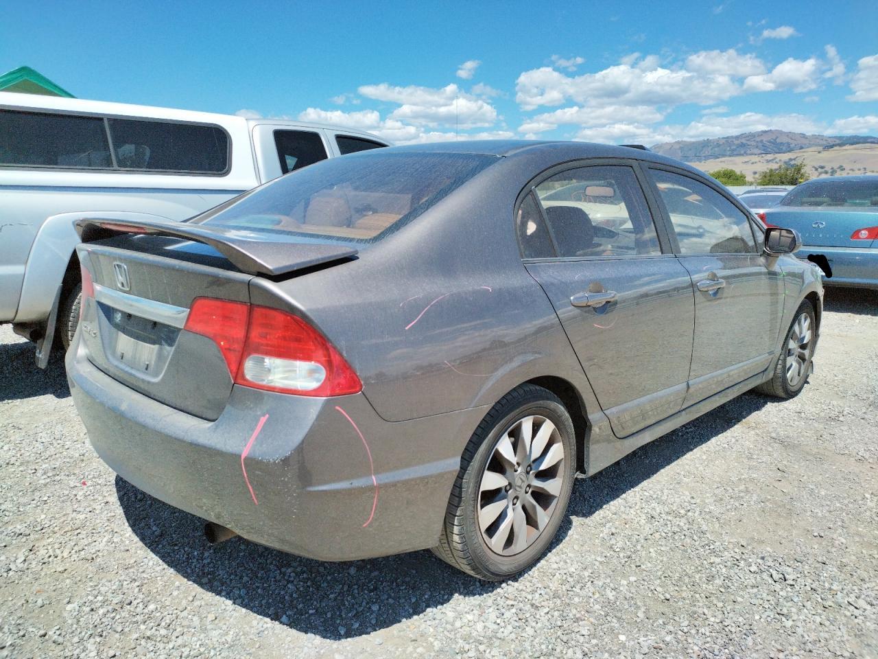 Photo 20 from auction – 2010 HONDA CIVIC EXL with VIN 19XFA1F94AE054154