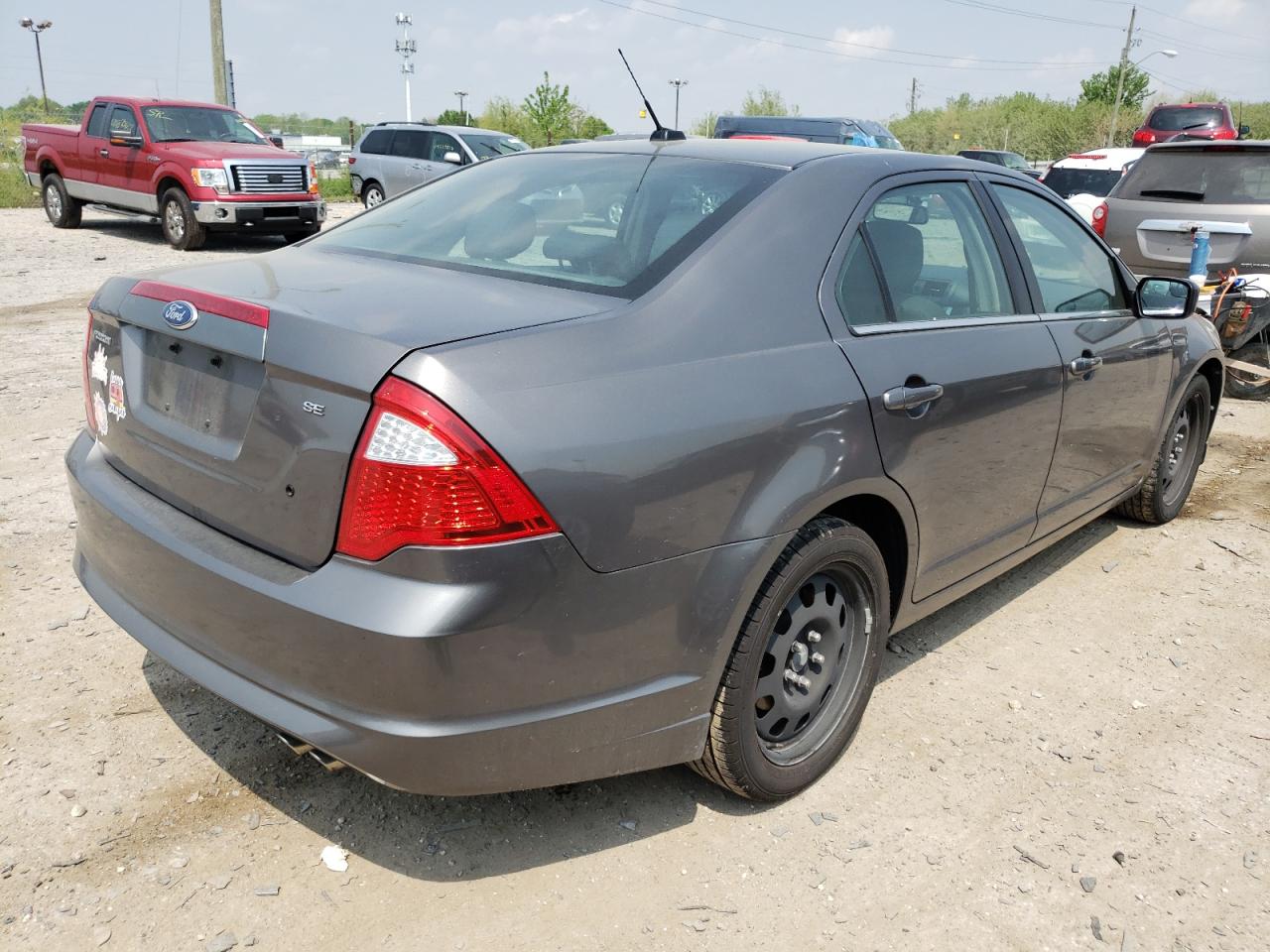 Photo 4 from auction – 2011 FORD FUSION SE with VIN 3FAHP0HA3BR321955