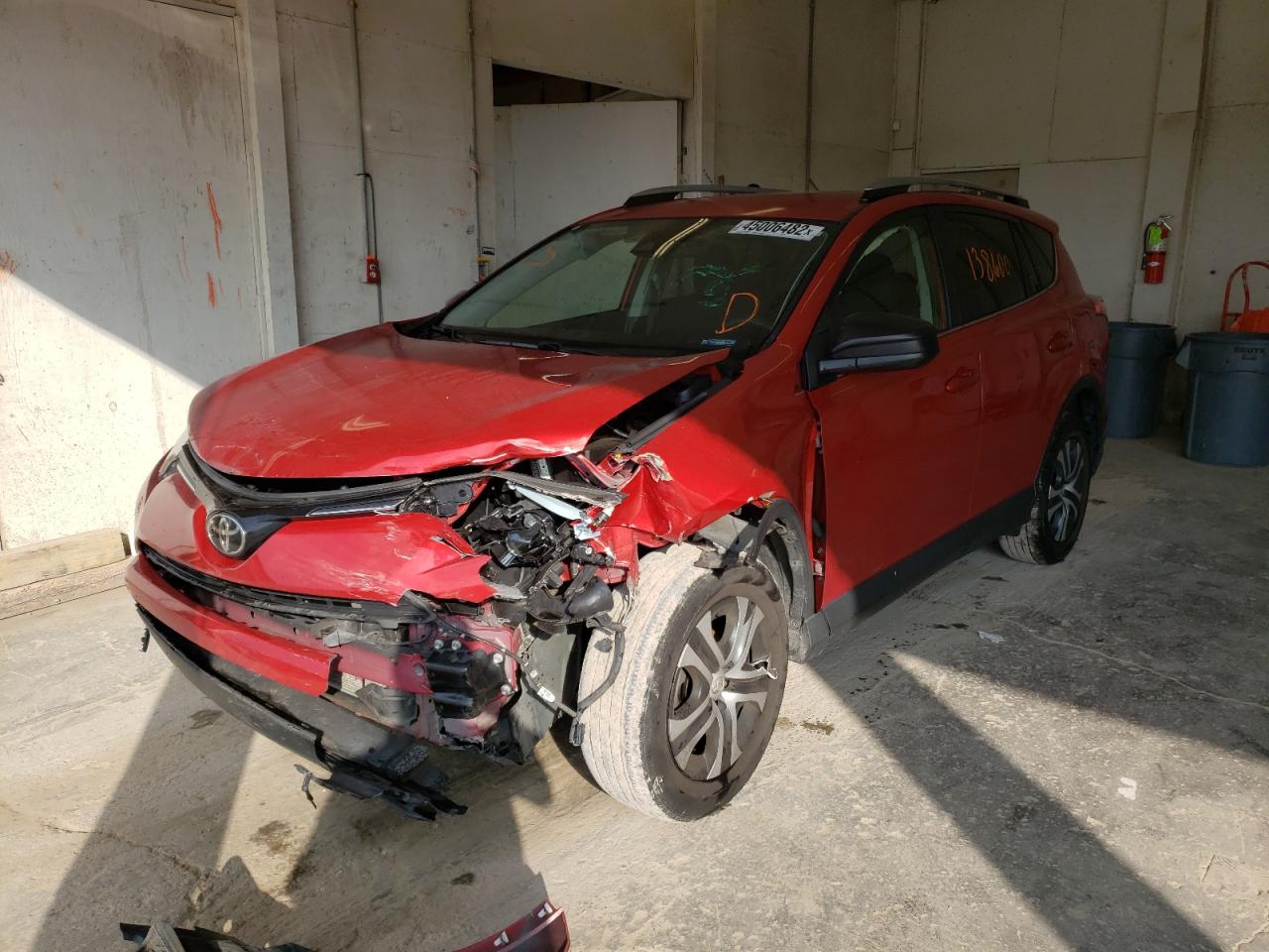 Photo 15 from auction – 2017 TOYOTA RAV4 LE with VIN JTMBFREV4HJ140087