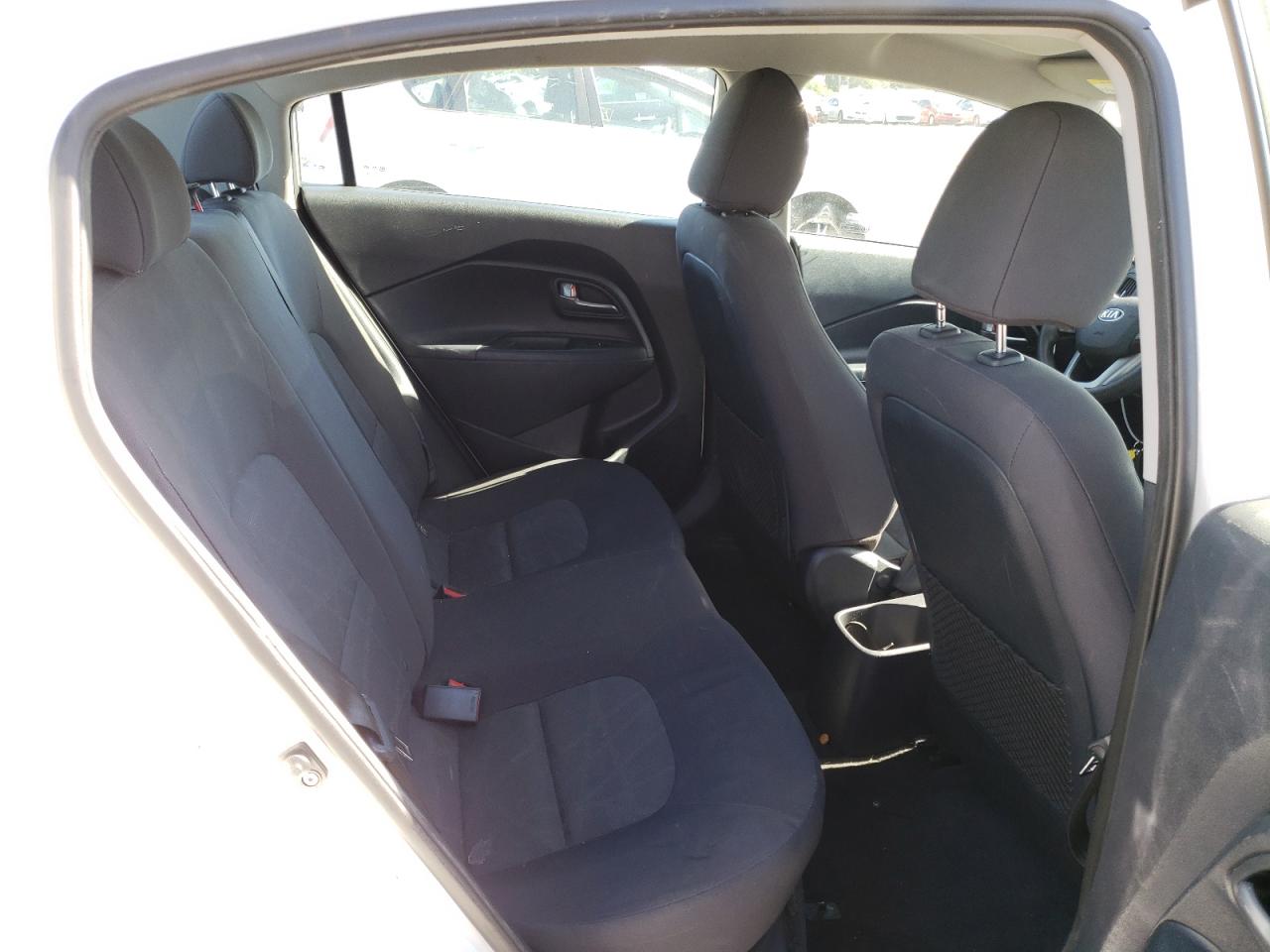Photo 6 from auction – 2014 KIA RIO LX with VIN KNADM4A34E6333552