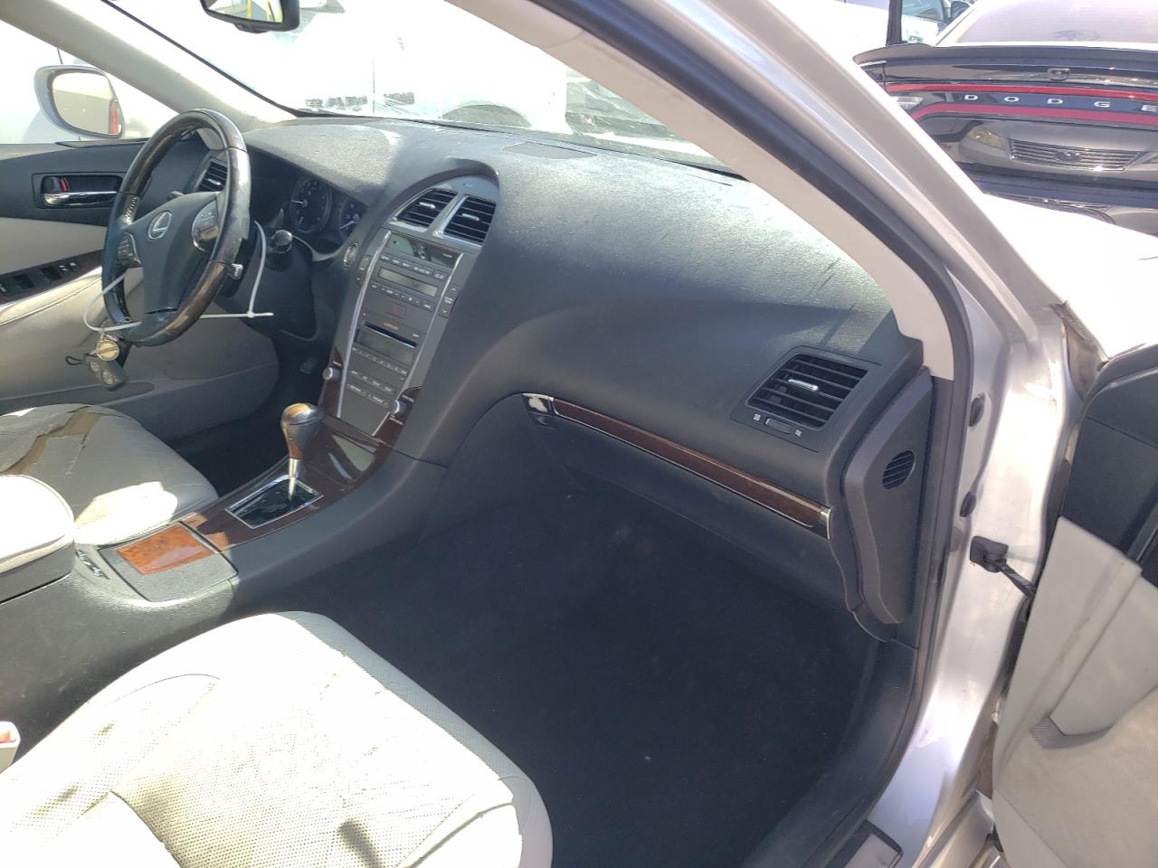 Photo 9 from auction – 2011 LEXUS ES 350 with VIN JTHBK1EG2B2415485