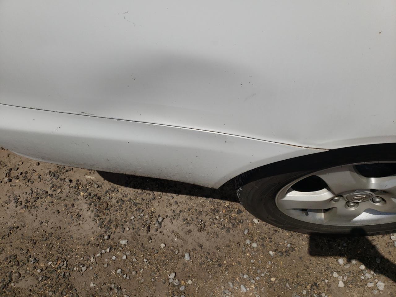 Photo 9 from auction – 2003 TOYOTA CAMRY LE with VIN JTDBF32K830140034