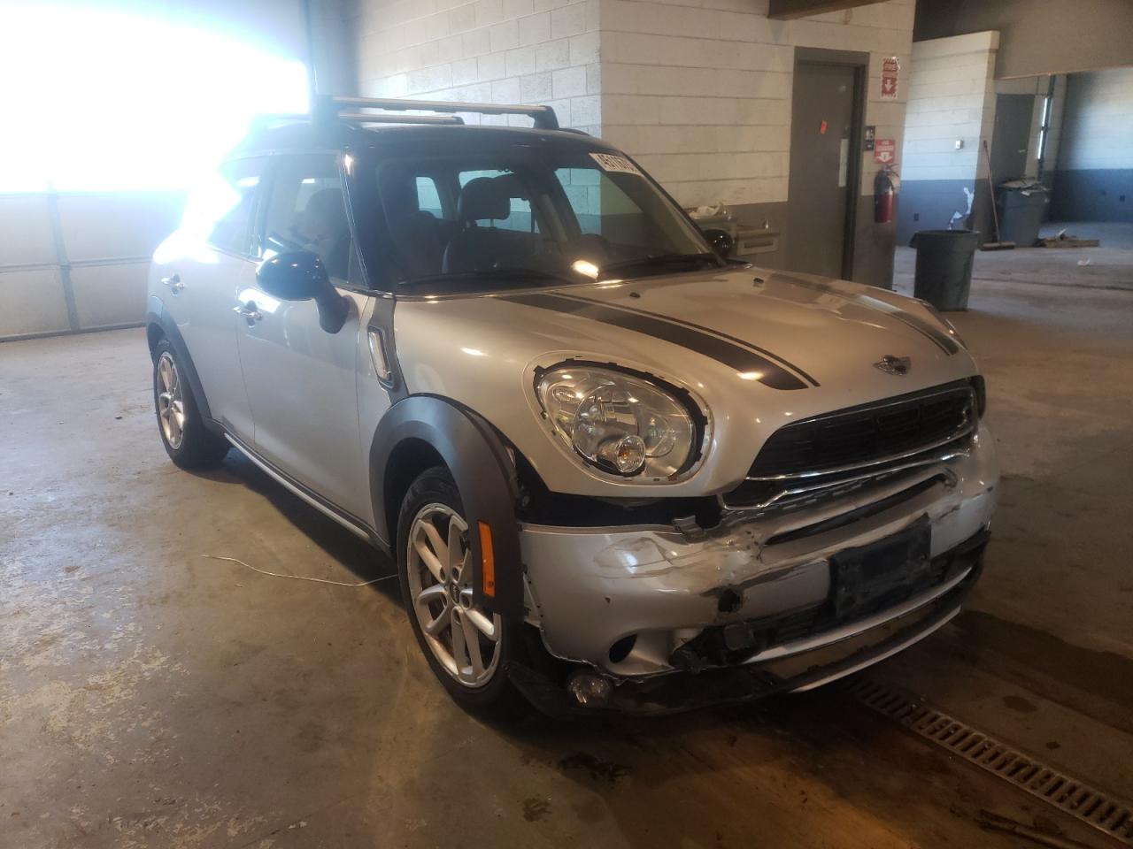 MINI COOPER S C 2015 with VIN WMWZC5C57FWP49027 - Photo from auction