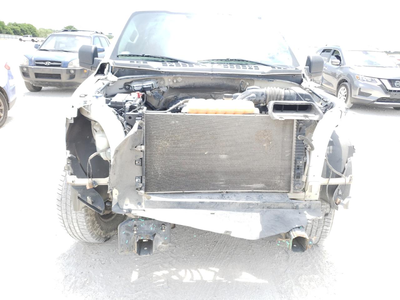 Photo 9 from auction – 2015 FORD F150 with VIN 1FTMF1C88FKD24091