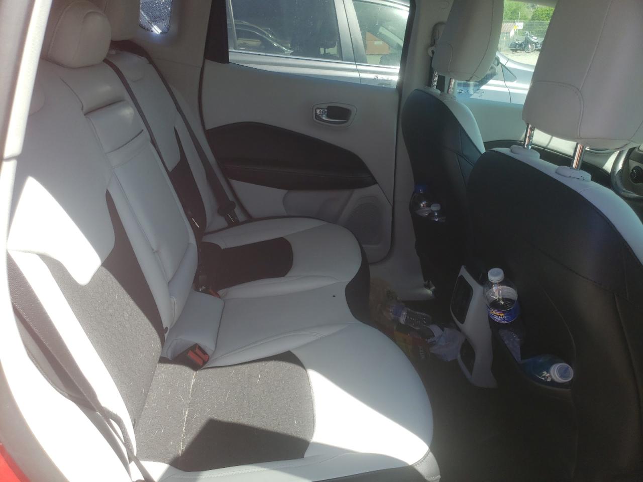 Photo 6 from auction – 2019 JEEP COMPASS LA with VIN 3C4NJDBB6KT834546