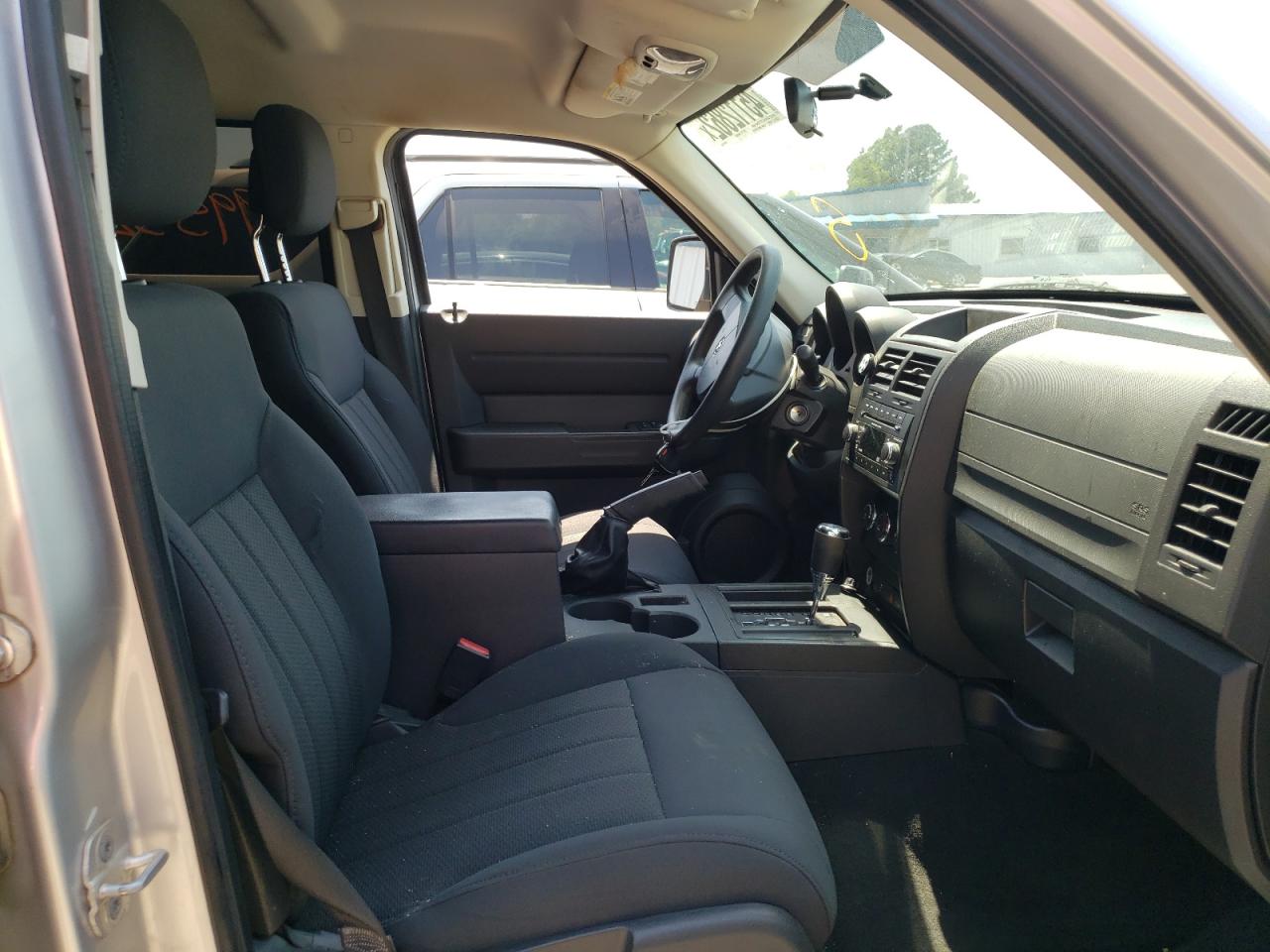 Photo 5 from auction – 2011 DODGE NITRO HEAT with VIN 1D4PT4GK0BW601738