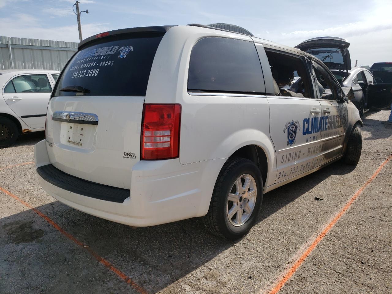 Photo 4 from auction – 2008 CHRYSLER TOWN & COU with VIN 2A8HR54P18R698903