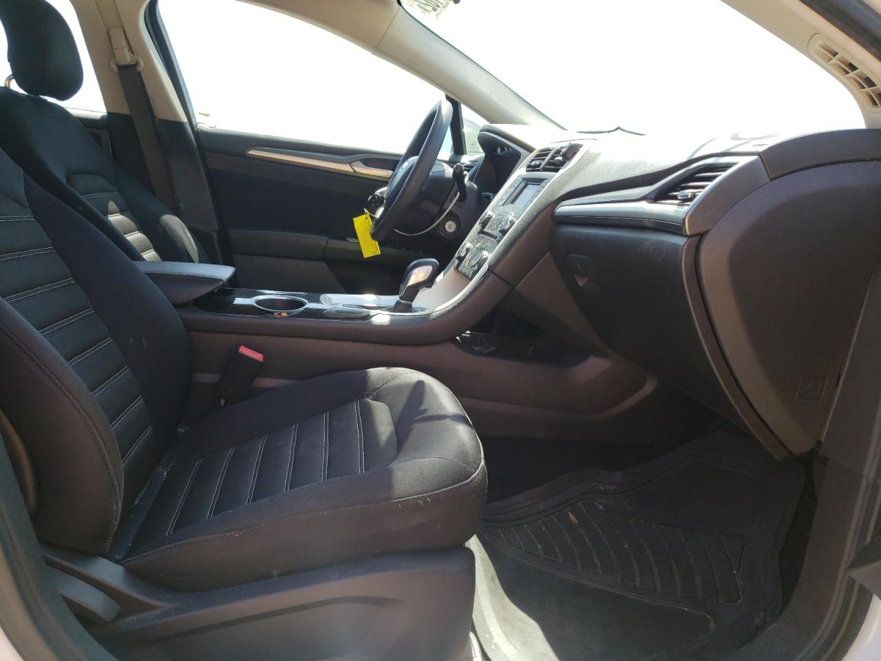 Photo 5 from auction – 2013 FORD FUSION SE with VIN 3FA6P0HR8DR105437